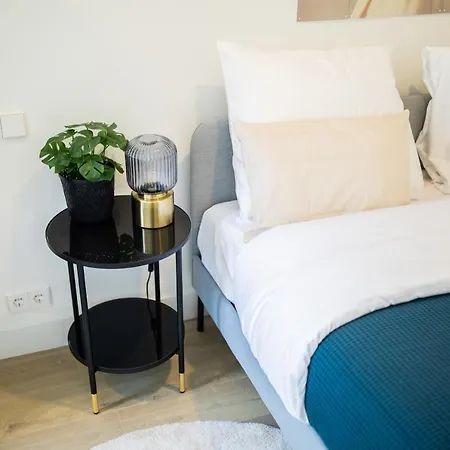 Admiringly 1 Bedroom Serviced 56m2 -nb306a- アパート ロッテルダム
